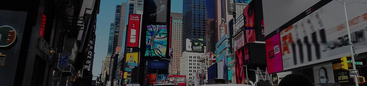 纽约时代广场的广告.